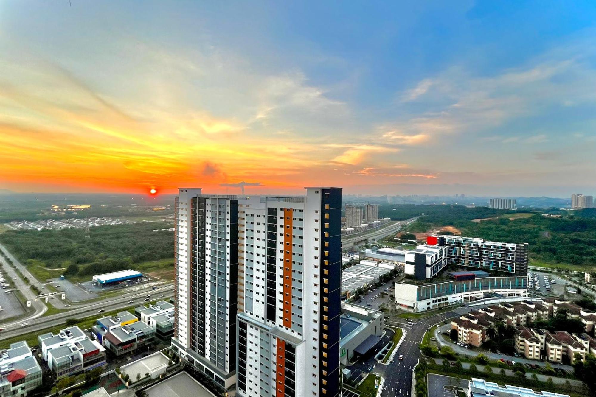 Alanis Suite With Netflix @ Klia Sepang Bagian luar foto